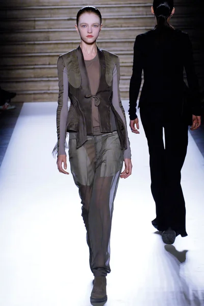 Look 6